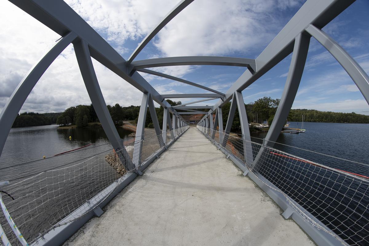 Passerelle de Saint-Pardoux.