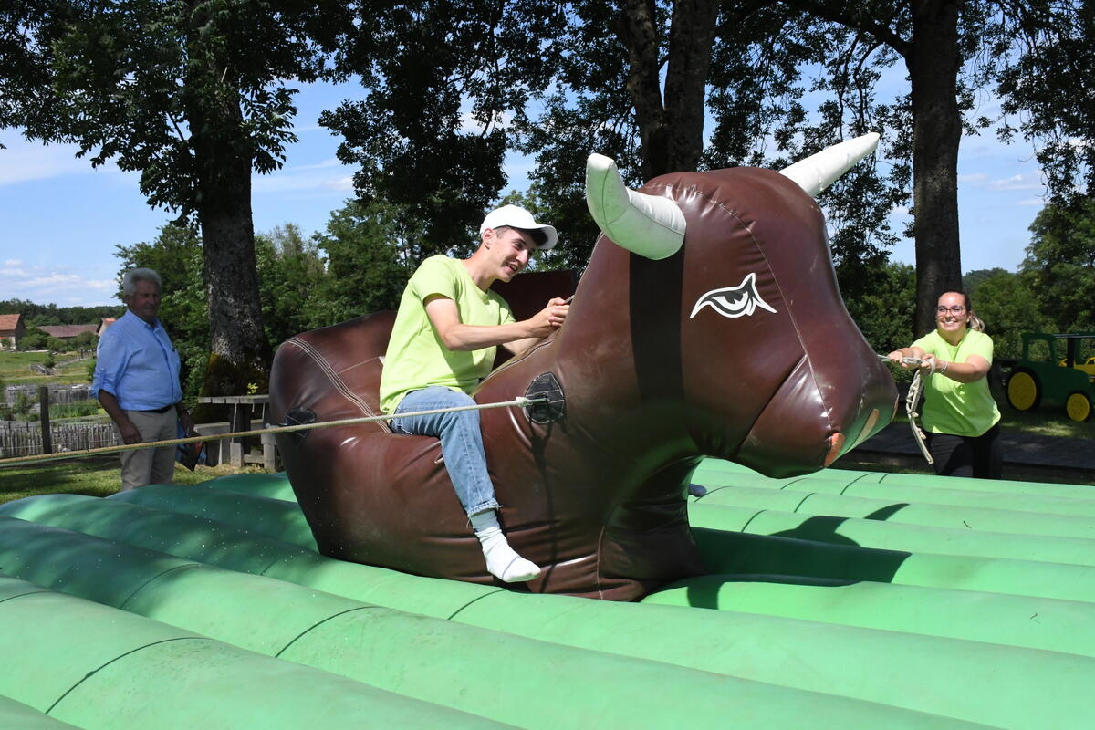 Ce qui est bien au Limousine Park, c'est que tout le monde peut devenir le meilleur taureau ou la meilleure vache, pour le plus grand plaisir des petit et des plus grands.